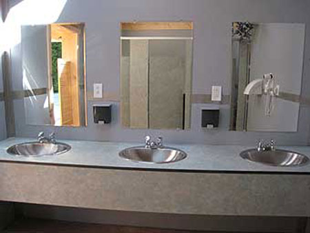 restrooms-2-sinks