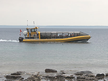 bruceanchor-boat